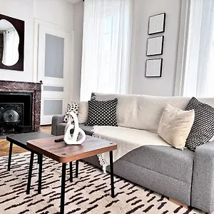 https://suite-merengue.hotels-rhonealpes.com